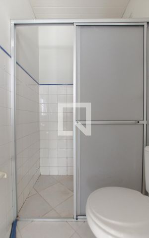 Casa para alugar com 65m², 1 quarto e sem vaga Casa para alugar com 65m², 1 quarto e sem vagaBanheiro
