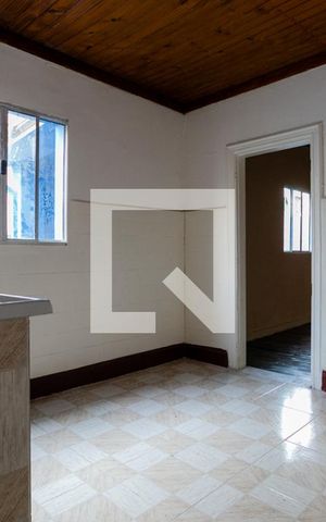 Casa à venda com 160m², 3 quartos e sem vaga Casa à venda com 160m², 3 quartos e sem vagaCozinha