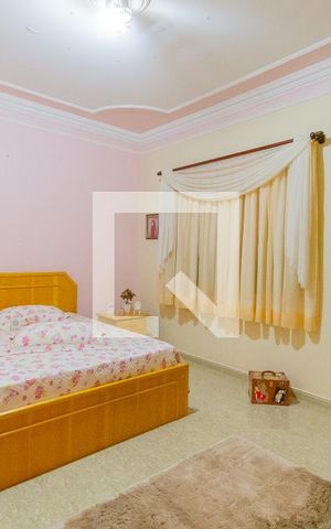 Casa à venda com 365m², 4 quartos e 10 vagas Casa à venda com 365m², 4 quartos e 10 vagasQuarto 2