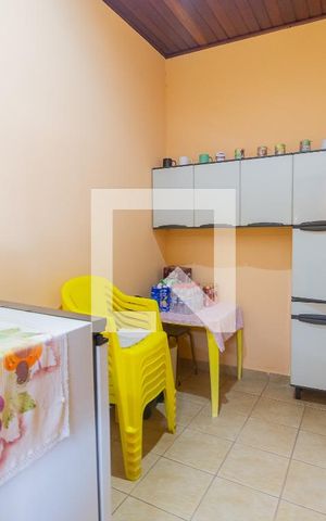 Casa à venda com 365m², 4 quartos e 10 vagas Casa à venda com 365m², 4 quartos e 10 vagasQuarto de Serviço