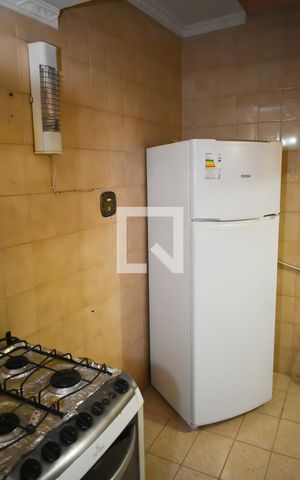 Casa para alugar com 230m², 4 quartos e sem vaga Casa para alugar com 230m², 4 quartos e sem vagaCozinha