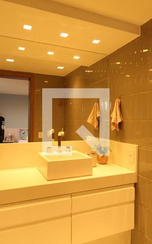 Apartamento à venda com 385m², 5 quartos e 4 vagasBanheiro - Suíte 1