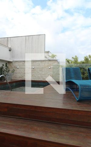 Apartamento à venda com 385m², 5 quartos e 4 vagasPiscina