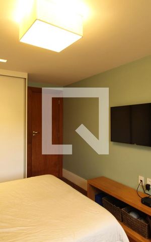 Apartamento à venda com 385m², 5 quartos e 4 vagasQuarto