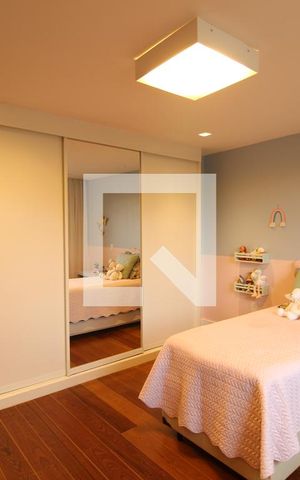 Apartamento à venda com 385m², 5 quartos e 4 vagasSuíte 1