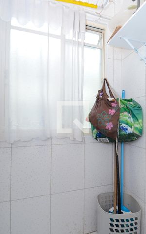 Apartamento para alugar com 52m², 2 quartos e 1 vagaÁrea de Serviço