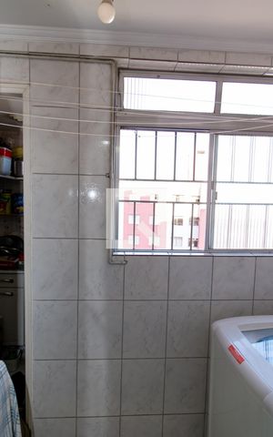 Apartamento à venda com 68m², 3 quartos e 1 vagaÁrea de Serviço