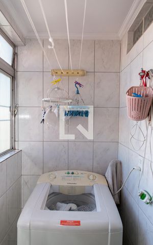 Apartamento à venda com 68m², 3 quartos e 1 vagaÁrea de Serviço