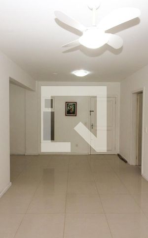 Apartamento para alugar com 95m², 3 quartos e 1 vaga Apartamento para alugar com 95m², 3 quartos e 1 vagaSala