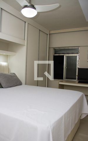 Apartamento à venda com 68m², 2 quartos e 1 vagaQuarto 02