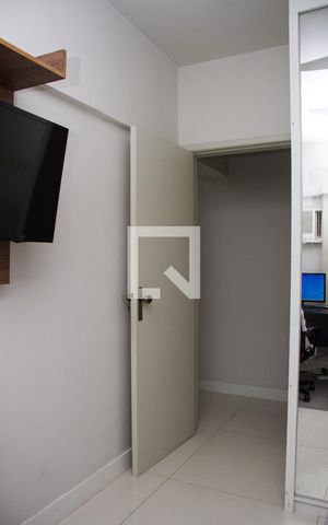 Apartamento à venda com 68m², 2 quartos e 1 vagaQuarto 01
