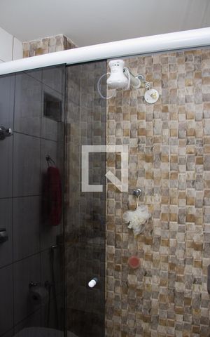 Apartamento à venda com 68m², 2 quartos e 1 vagaBanheiro Social