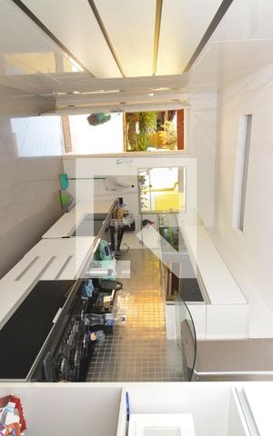Casa à venda com 448m², 3 quartos e 2 vagasCozinha