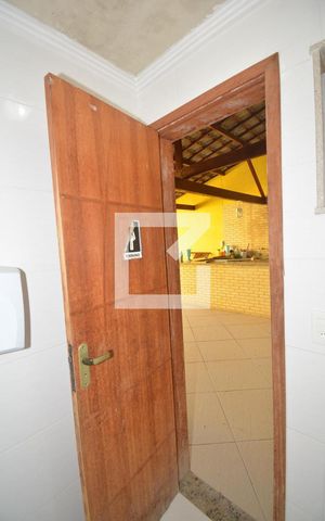Casa à venda com 448m², 3 quartos e 2 vagasBanheiro 1 da Churrasqueira