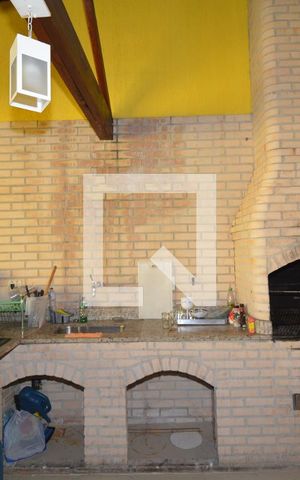 Casa à venda com 448m², 3 quartos e 2 vagasChurrasqueira
