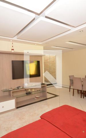 Casa à venda com 448m², 3 quartos e 2 vagasSala