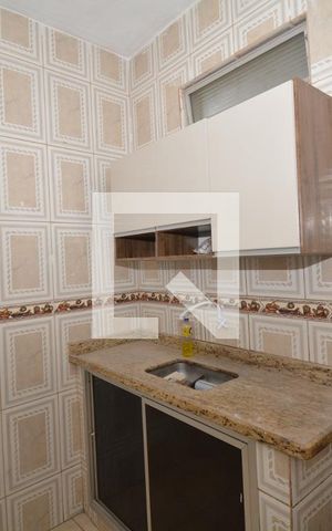 Casa para alugar com 50m², 1 quarto e sem vagaCozinha e Área de Serviço