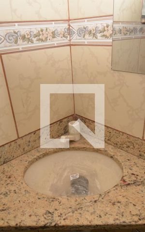 Casa para alugar com 50m², 1 quarto e sem vagaBanheiro
