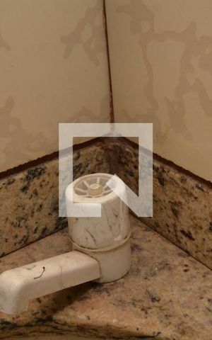 Casa para alugar com 50m², 1 quarto e sem vagaBanheiro - Torneira