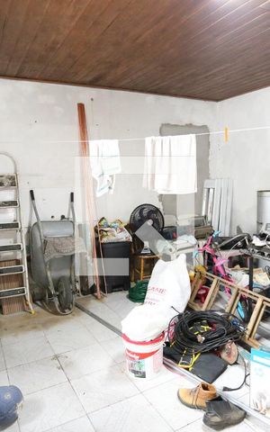 Casa à venda com 363m², 2 quartos e 2 vagasÁrea de Serviço / depósito