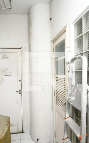 Apartamento à venda com 137m², 3 quartos e 1 vagaÁrea de Serviço