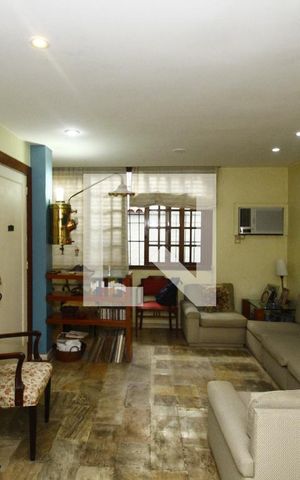 Apartamento à venda com 137m², 3 quartos e 1 vagaSala