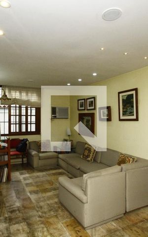 Apartamento à venda com 137m², 3 quartos e 1 vagaSala