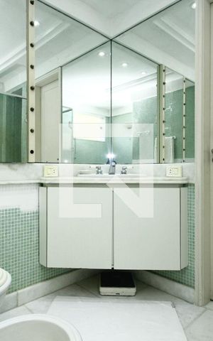Apartamento à venda com 137m², 3 quartos e 1 vagaBanheiro da Suíte