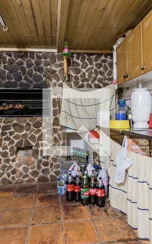 Casa à venda com 500m², 4 quartos e 4 vagas Casa à venda com 500m², 4 quartos e 4 vagasChurrasqueira