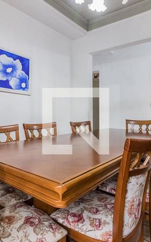 Casa à venda com 500m², 4 quartos e 4 vagas Casa à venda com 500m², 4 quartos e 4 vagasSala de Jantar