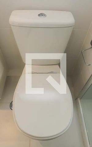 Apartamento para alugar com 163m², 3 quartos e 3 vagasBanheiro do Quarto 2