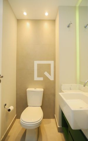 Apartamento para alugar com 163m², 3 quartos e 3 vagasLavabo