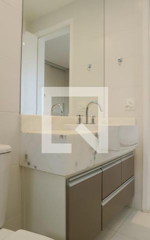Apartamento para alugar com 163m², 3 quartos e 3 vagasBanheiro do Quarto 1