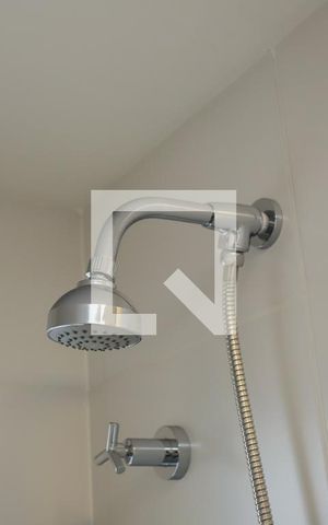 Apartamento para alugar com 163m², 3 quartos e 3 vagasBanheiro do Quarto 1