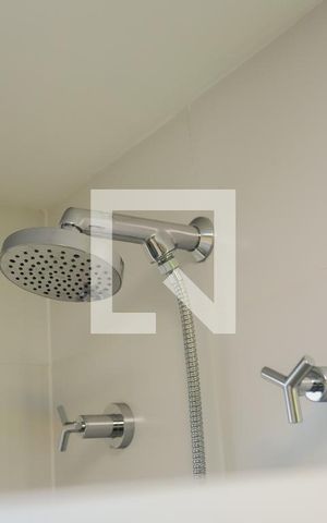 Apartamento para alugar com 163m², 3 quartos e 3 vagasBanheiro do Quarto 3