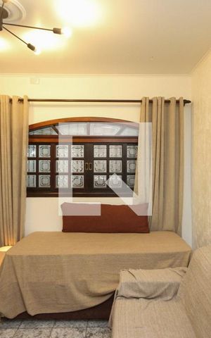 Casa à venda com 135m², 3 quartos e 1 vaga Casa à venda com 135m², 3 quartos e 1 vagaSala