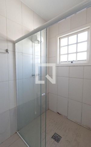 Casa à venda com 272m², 4 quartos e 3 vagasBanheiro da Suíte