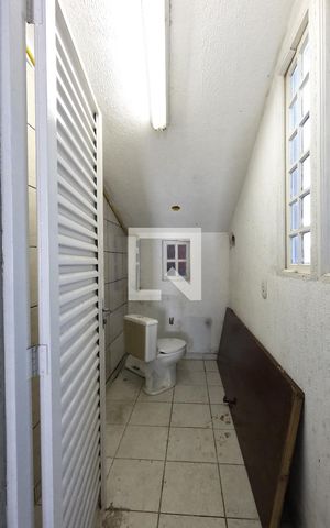 Casa à venda com 272m², 4 quartos e 3 vagasQuarto de Serviço