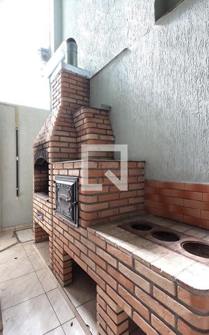 Casa à venda com 272m², 4 quartos e 3 vagasChurrasqueira