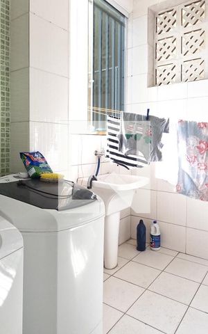 Casa à venda com 272m², 4 quartos e 3 vagasÁrea de Serviço