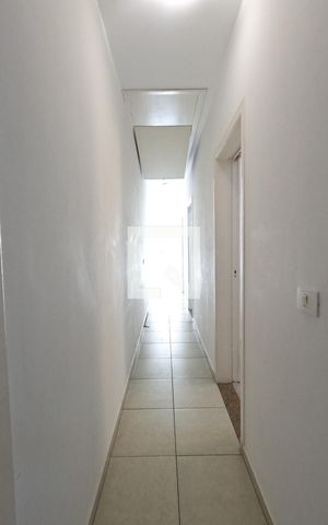 Casa à venda com 272m², 4 quartos e 3 vagasCorredor