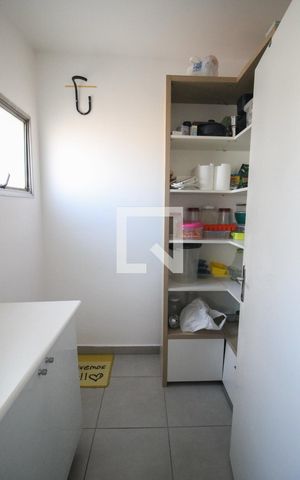Apartamento à venda com 90m², 3 quartos e 1 vagaquarto de serviço