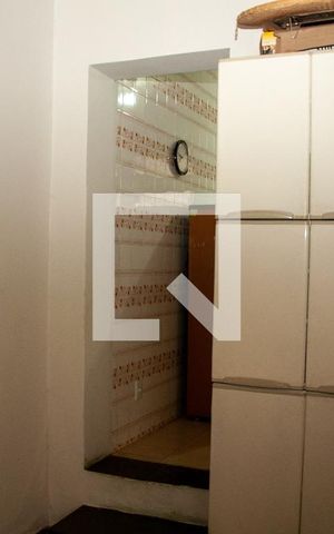 Casa à venda com 250m², 3 quartos e 2 vagasÁrea de Serviço