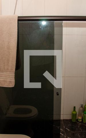 Casa à venda com 250m², 3 quartos e 2 vagasBanheiro