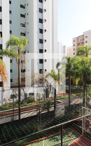 Apartamento à venda com 99m², 3 quartos e 2 vagas Apartamento à venda com 99m², 3 quartos e 2 vagasVista