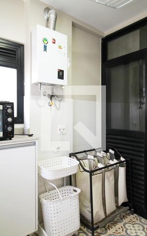 Apartamento à venda com 99m², 3 quartos e 2 vagas Apartamento à venda com 99m², 3 quartos e 2 vagasÁrea de Serviço