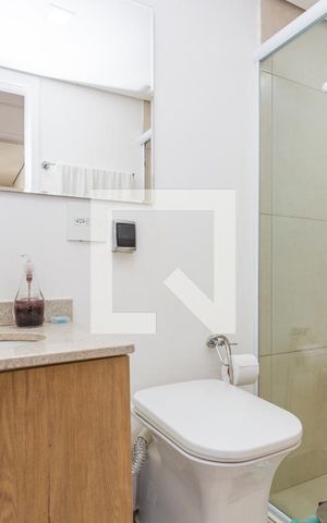 Apartamento à venda com 55m², 2 quartos e 1 vaga Apartamento à venda com 55m², 2 quartos e 1 vagaBanheiro