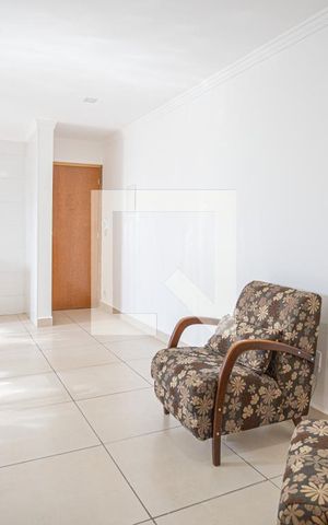 Casa de condomínio para alugar com 43m², 1 quarto e sem vaga Casa de condomínio para alugar com 43m², 1 quarto e sem vagaSala