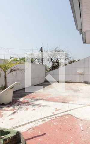 Casa à venda com 250m², 2 quartos e 4 vagasÁrea Externa