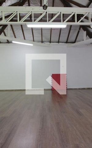 Casa à venda com 250m², 2 quartos e 4 vagasQuarto